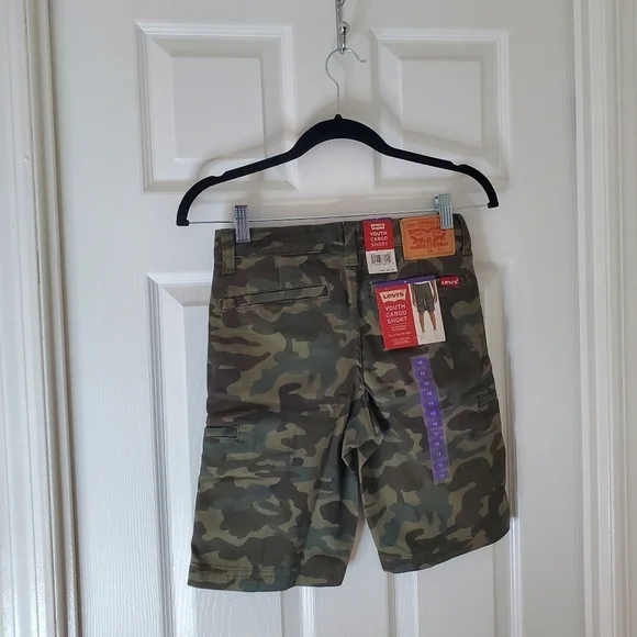 New Levi's Youth Cargo Short Size 10 - Picture 4 of 6